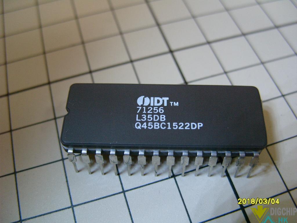CMOS STATIC RAM 256K (32K x 8-BIT)